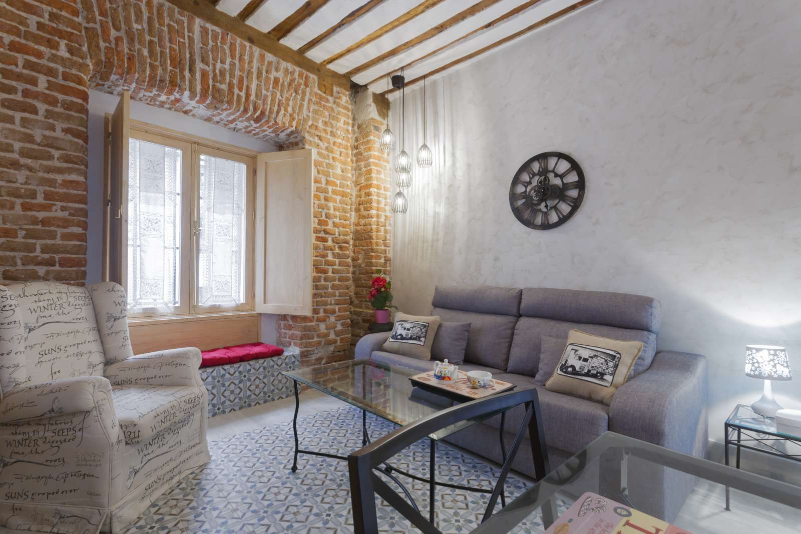 Living room of Apartment to share in  Madrid Capital  with Air Conditioner and Terrace