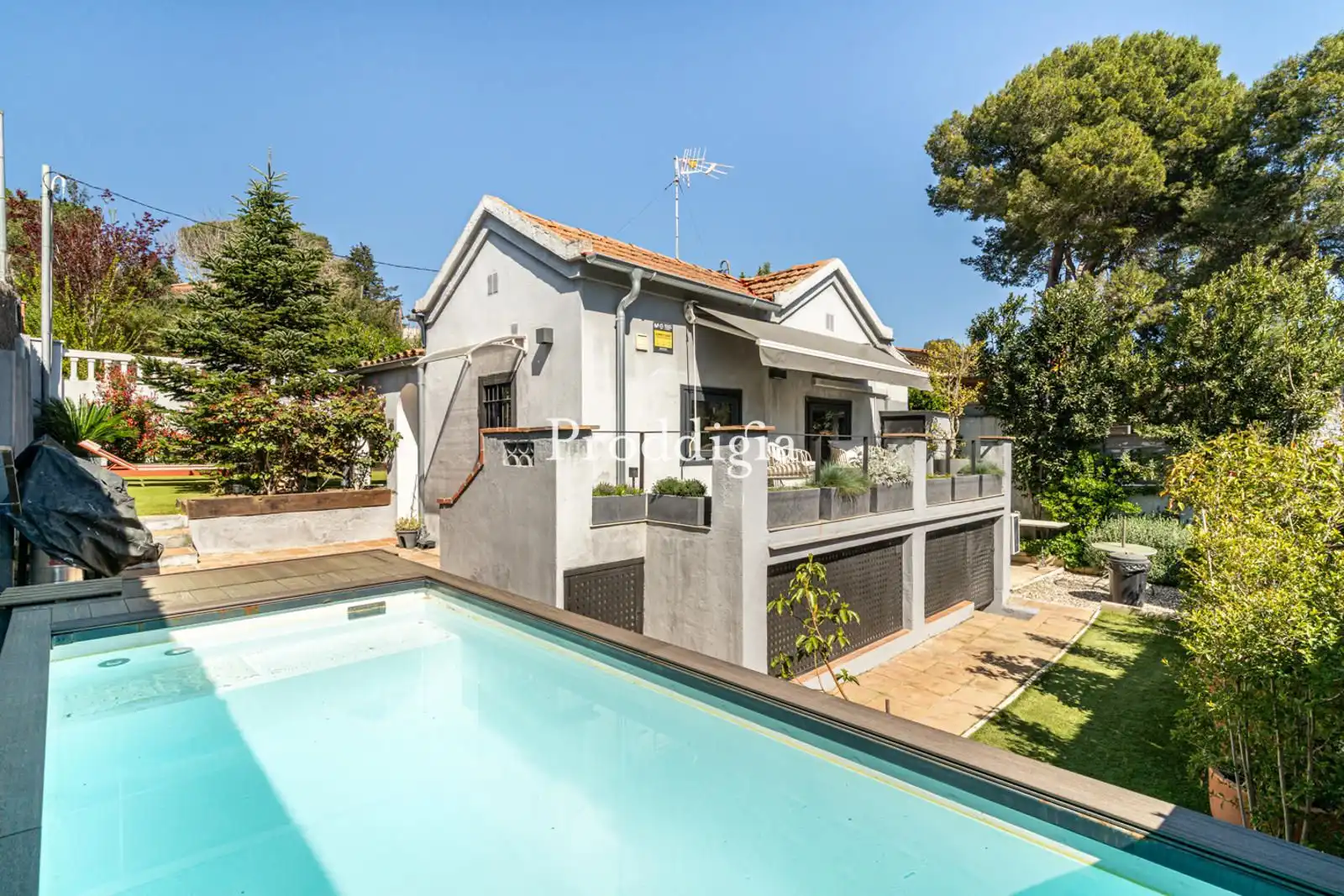 Außenansicht von Haus oder Chalet zur Miete in Sant Cugat del Vallès mit Heizung, Terrasse und Schwimmbad