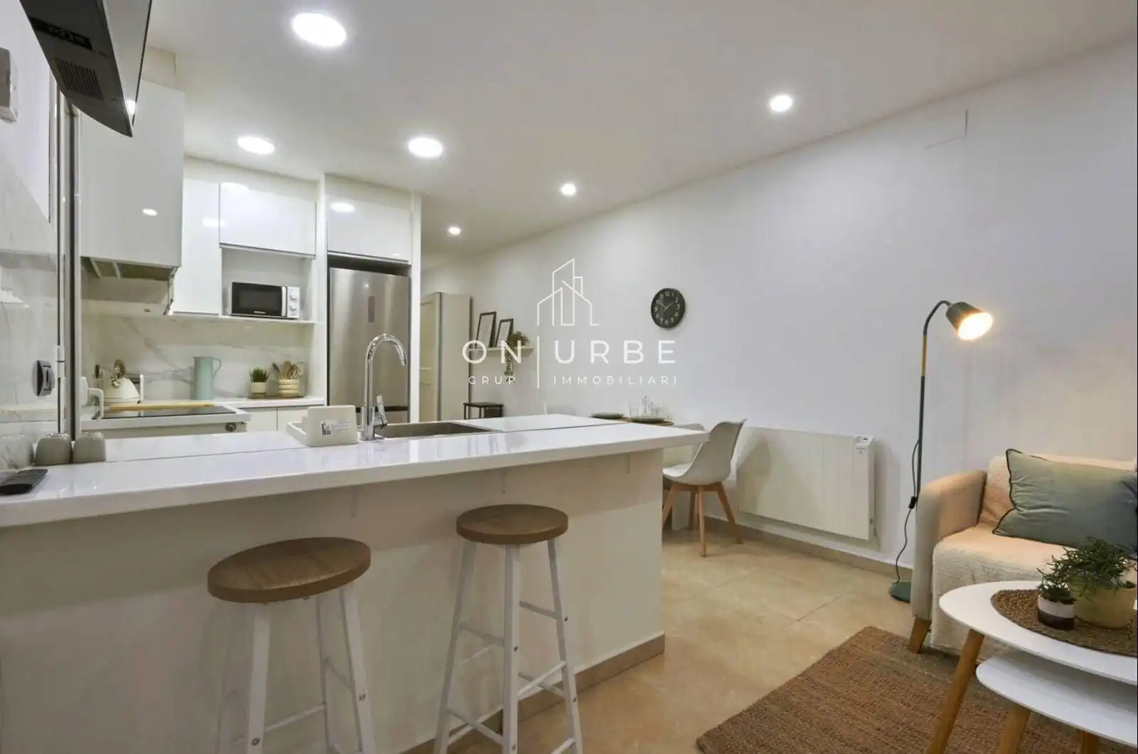 Appartement avec ascenseur à louer à Padilla