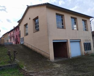 Vista exterior de Local de lloguer en La Vall d'en Bas