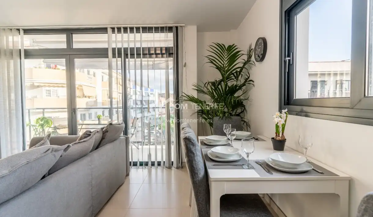Terraza de Piso en venta en Adeje con Terraza, Trastero y Piscina