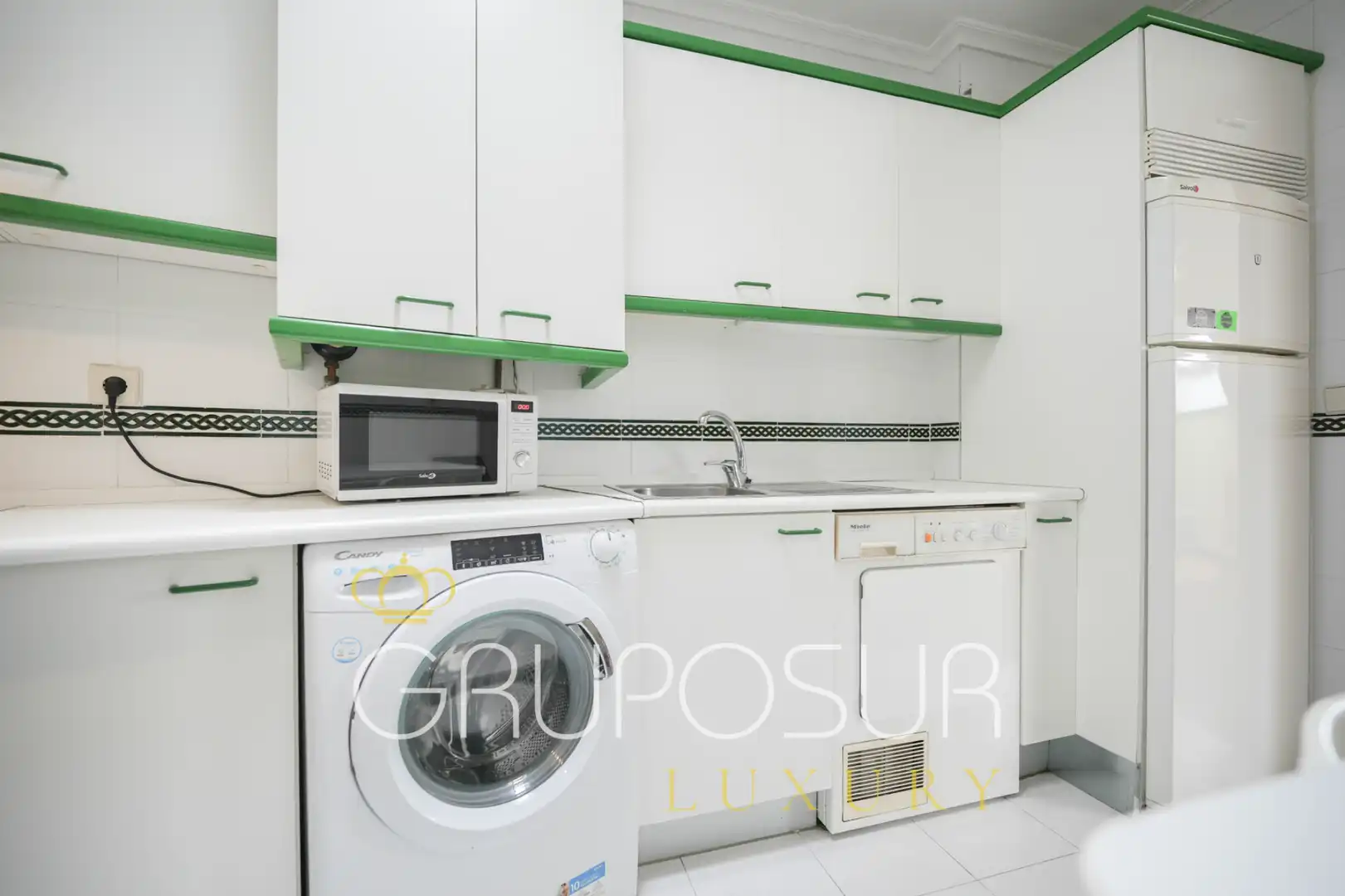 Cocina de Apartamento en venta en Valladolid con Aire acondicionado, Calefacción y Parquet