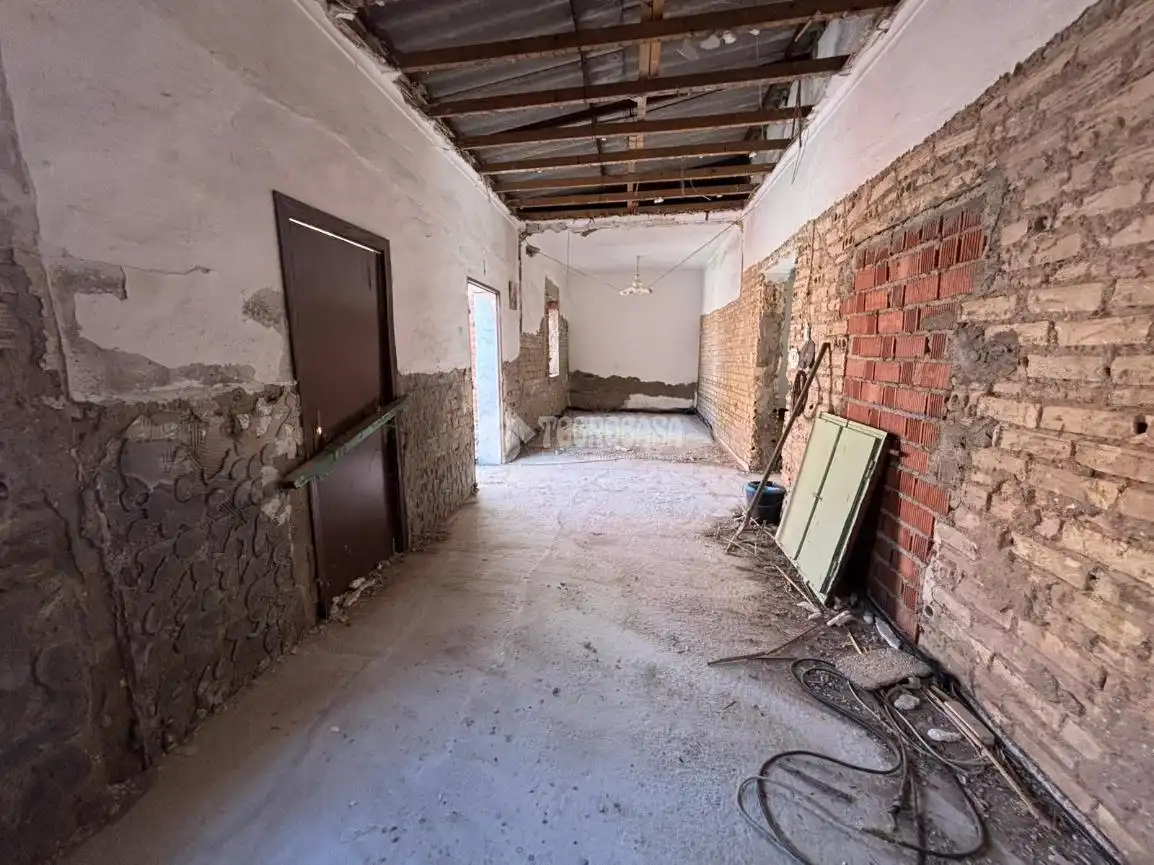 Casa adosada en venta en Écija