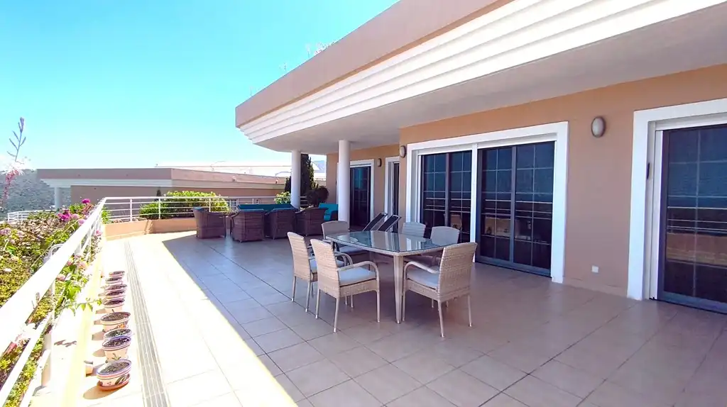 Terrasse von Wohnungen zum Verkauf in Dénia mit Klimaanlage, Heizung und Privatgarten