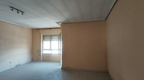 Photo 4 of Flat for sale in Calle Malaga Fs , Flores de Sil - La Placa, Ponferrada