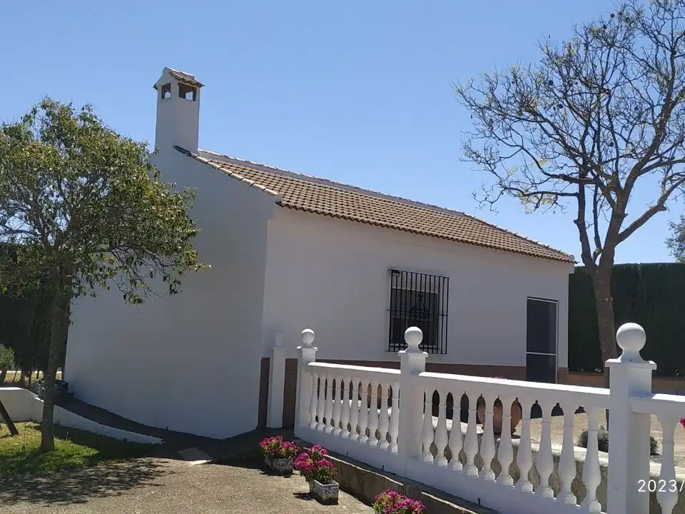 Chalet con jardín en venta en Avenida Camino Cantillana 1, imagen 42