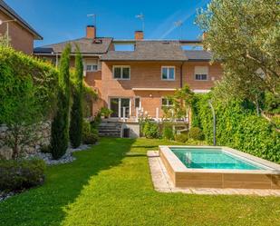 Jardí de Casa o xalet en venda en  Madrid Capital amb Aire condicionat, Calefacció i Jardí privat