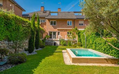 Garden of House or chalet for sale in  Madrid Capital  with Air Conditioner, Heating and Private garden