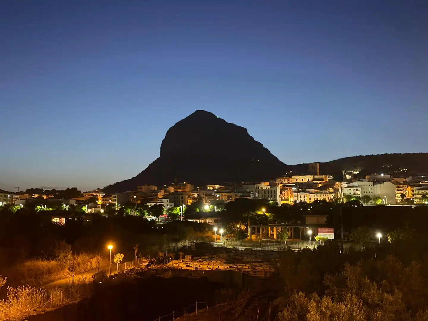 Vista exterior de Casa adosada en venda en Montgó - Ermita