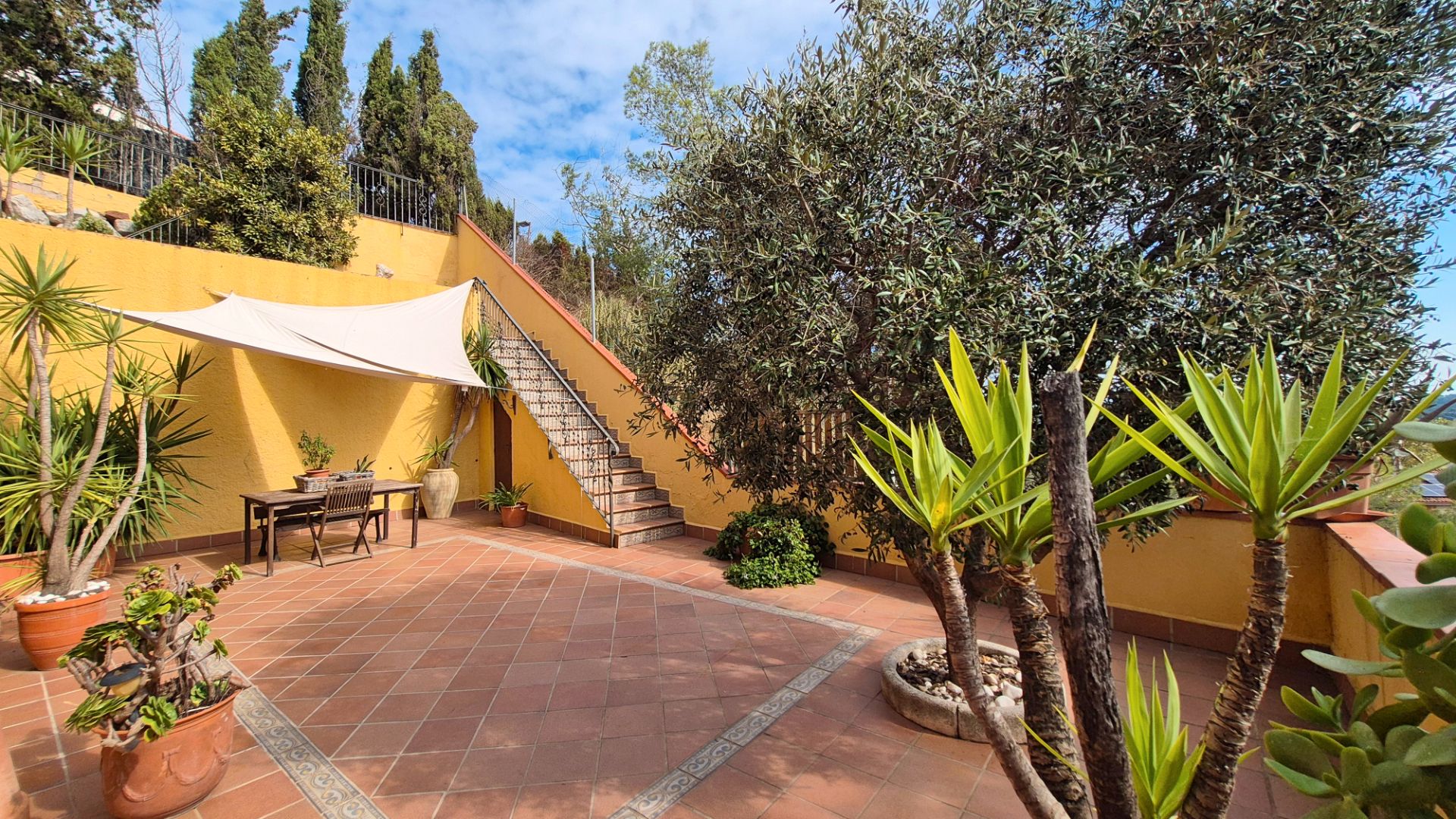 Single-family semi-detached for sale in Carrer Josep Maria de Sagarra