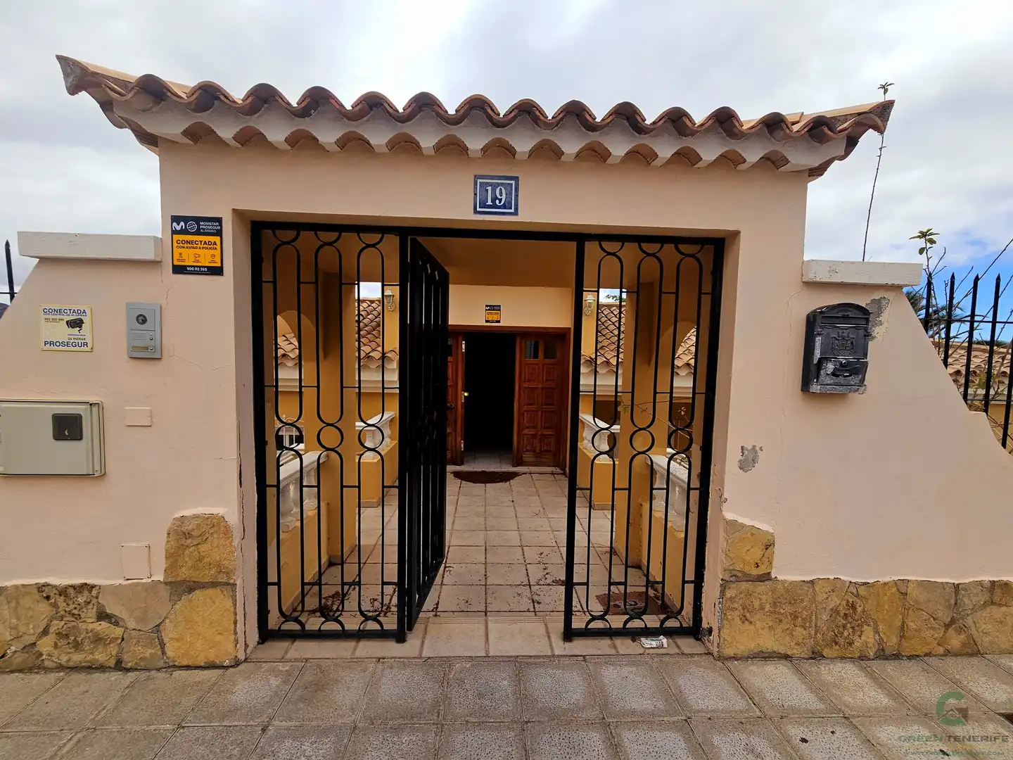 House with terrace for sale in Urbanizacion Las Rosas, imagen 2