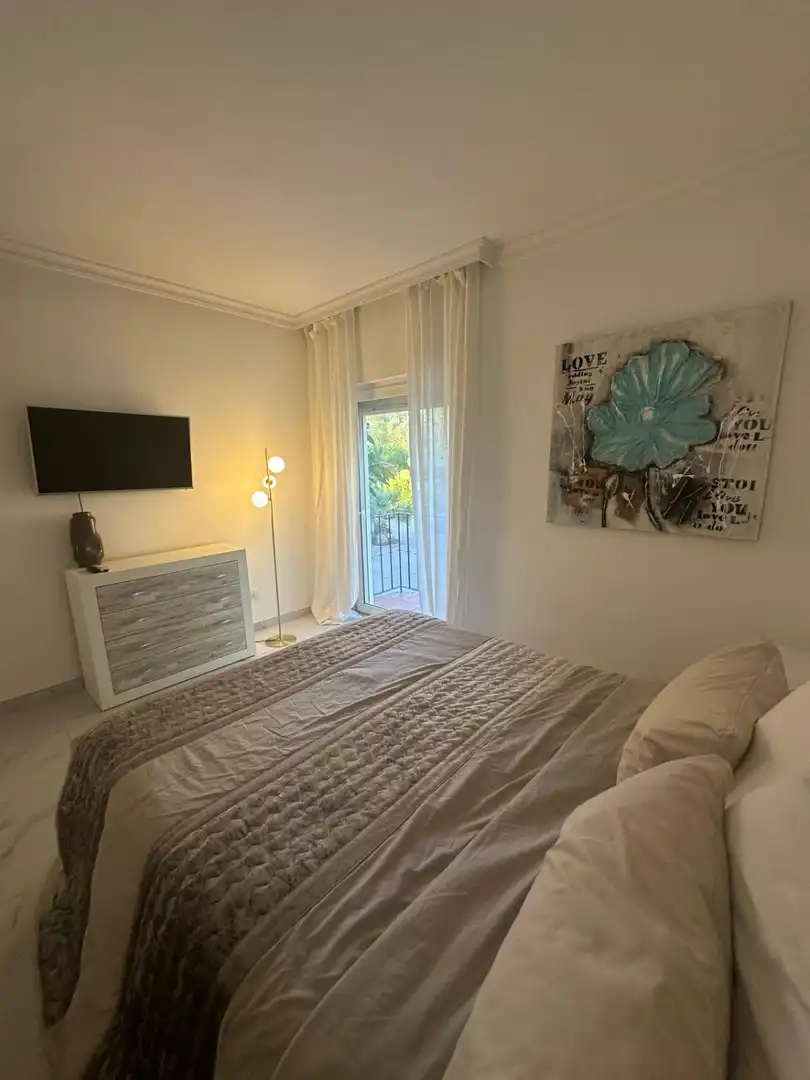 Apartment with pool to rent in Nueva Andalucía, imagen 11