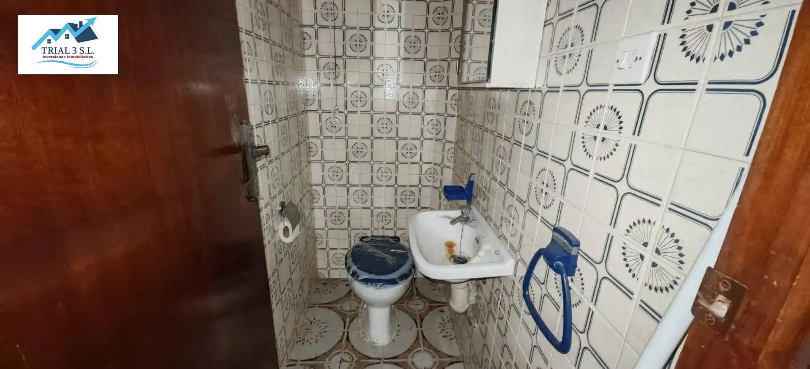 Bany de Casa o xalet en venda en Sevilla