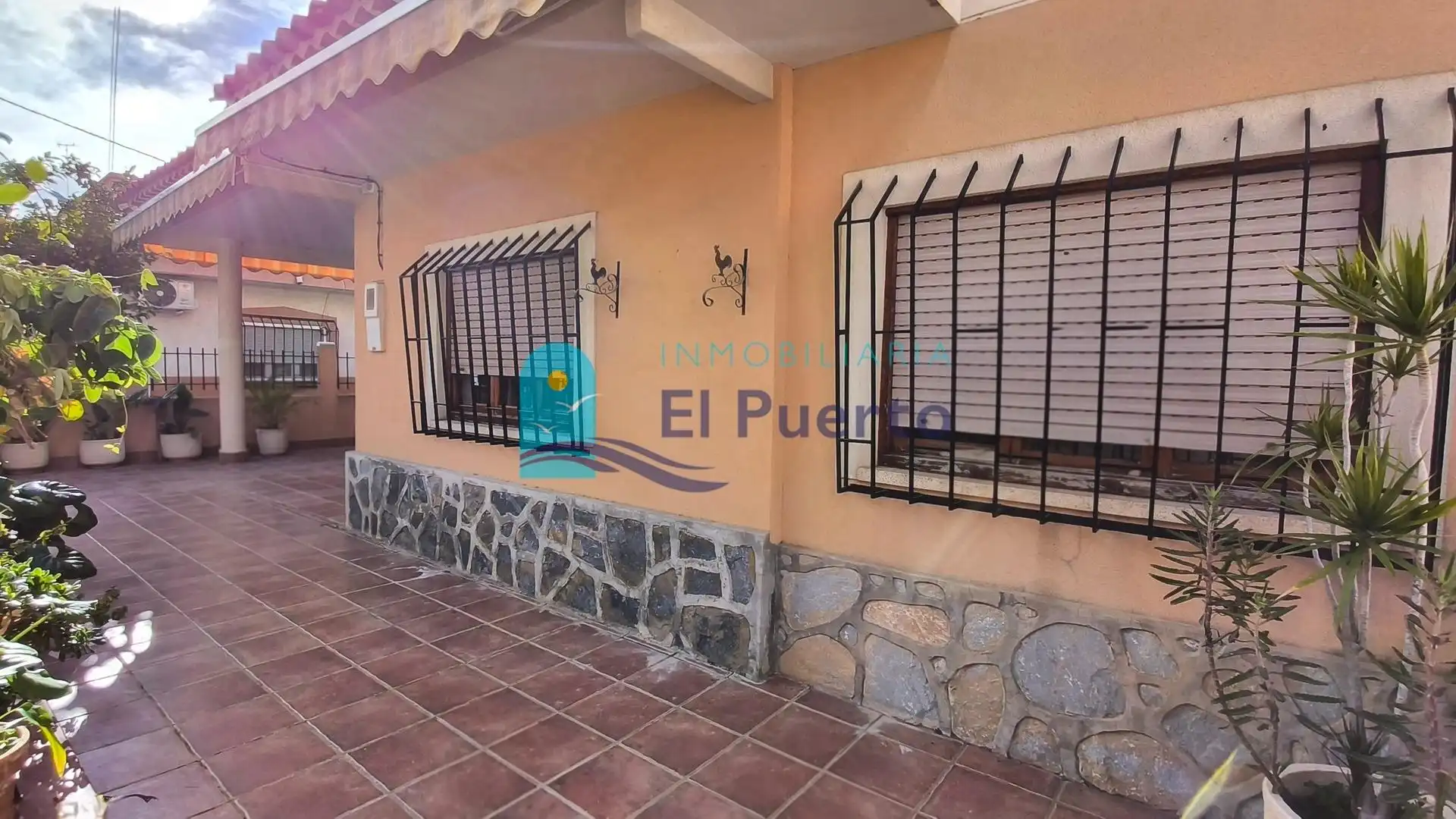 Casa amb terrassa en venda a Puerto de Mazarrón