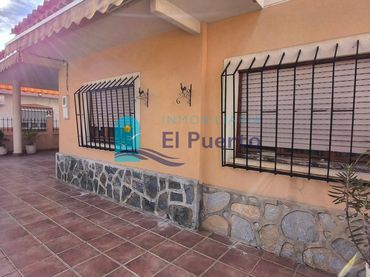 Haus mit Balkon zum Verkauf in Puerto de Mazarrón
