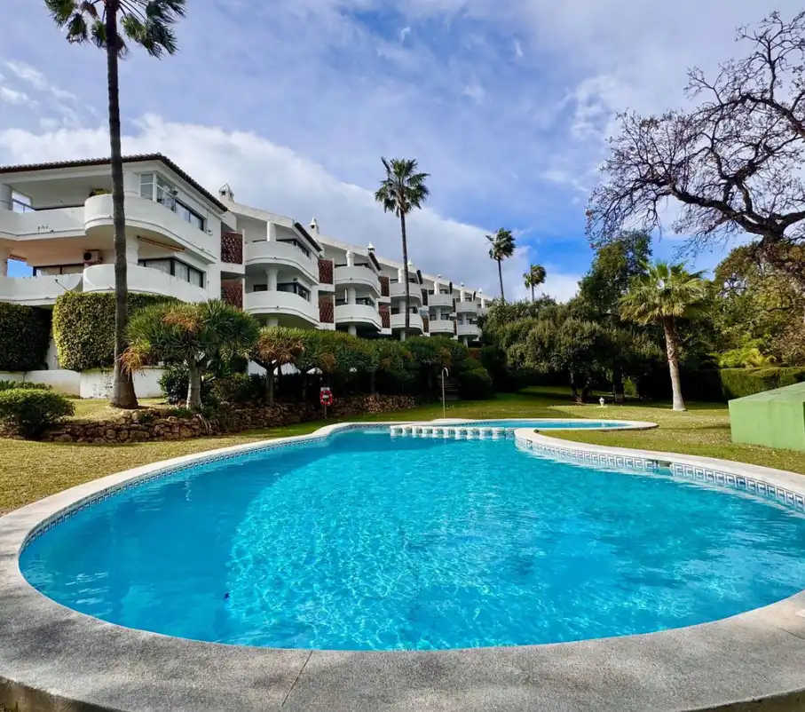 Appartamento con piscina in vendita a Calahonda