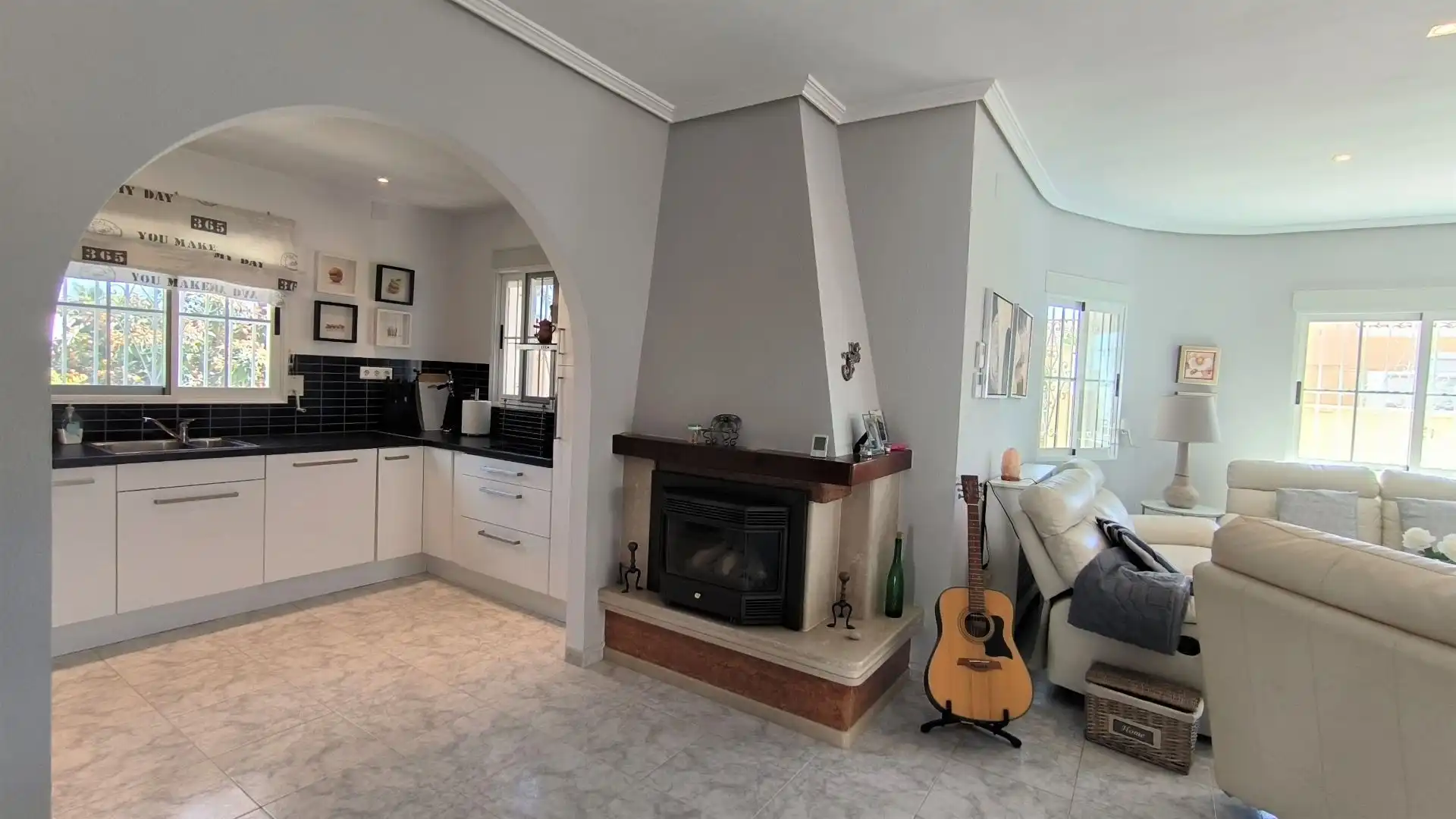 Kitchen of Houses for sale in L'Alfàs del Pi  with Air Conditioner, Heating and Terrace