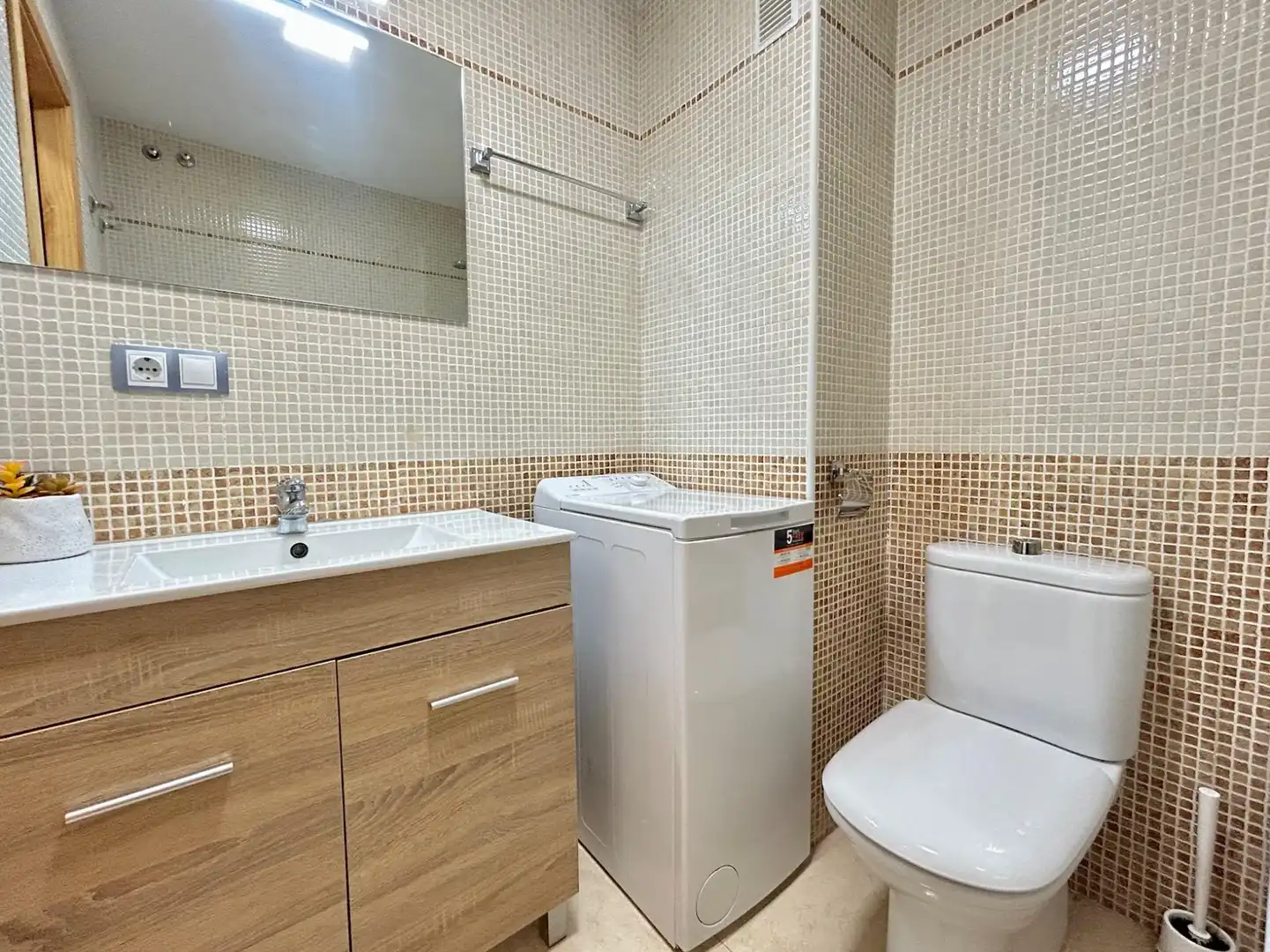 Appartamento con terrazza in vendita a Calle Calle de las Higueras, 95, imagen 40