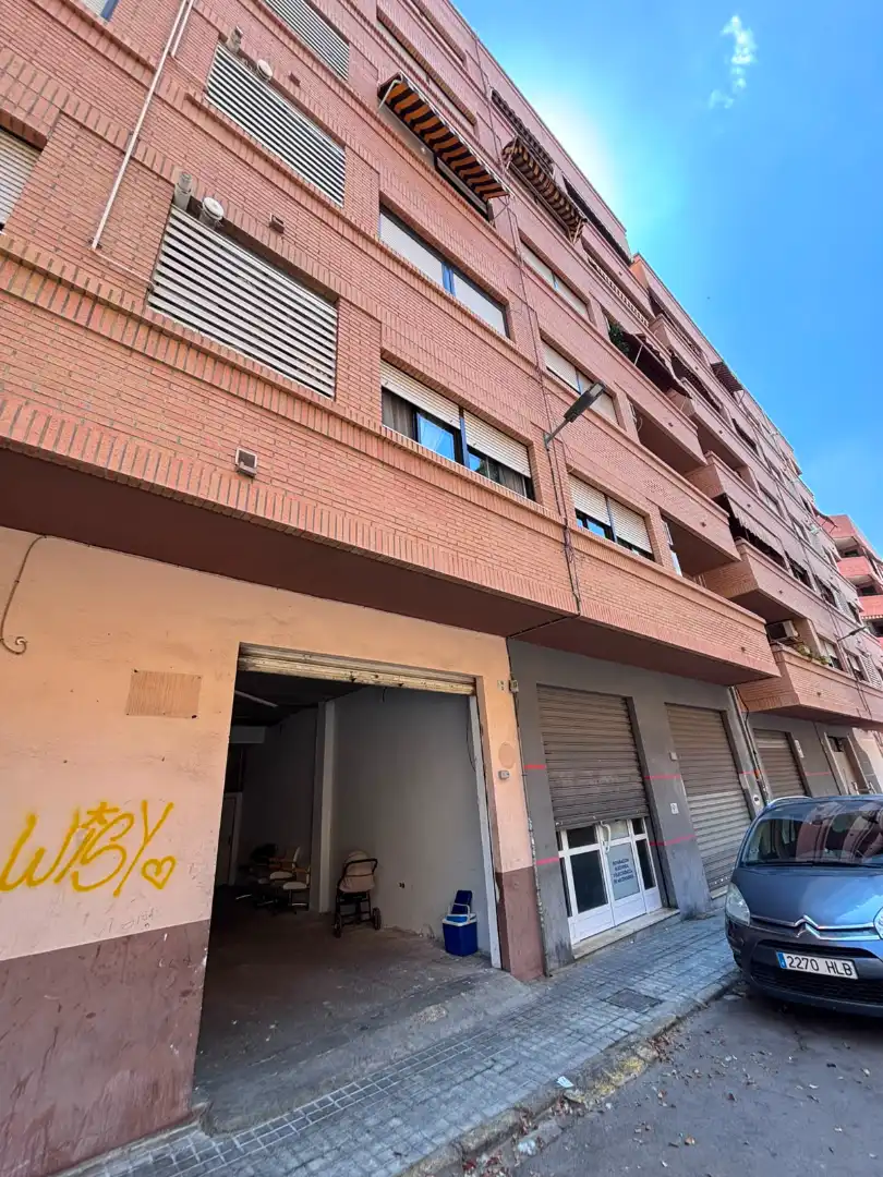 Local comercial en venda a Carrer de Gàtova
