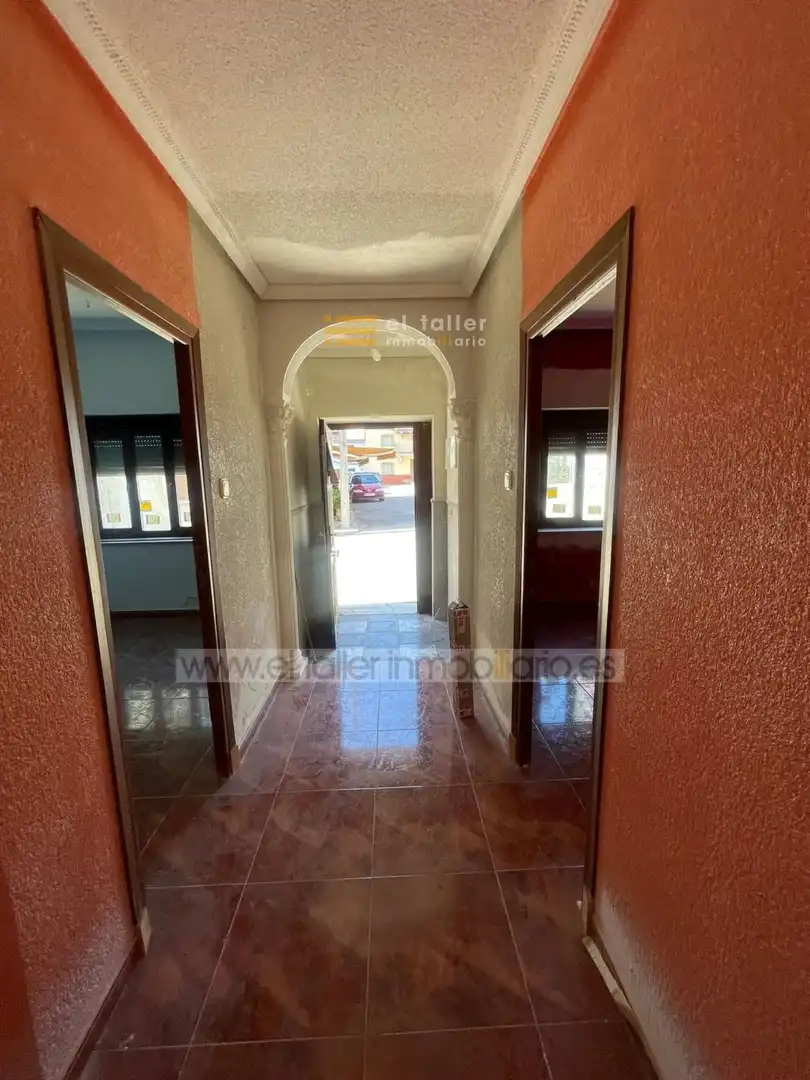 Casa o xalet en venda a CALLE SALAS POMBO, La Fuente de San Esteban