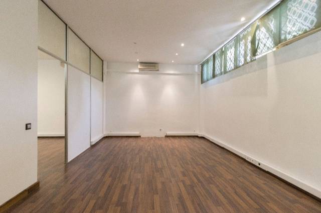 Oficina en Alquiler en Gran Via de Carles III en Barri de les Corts