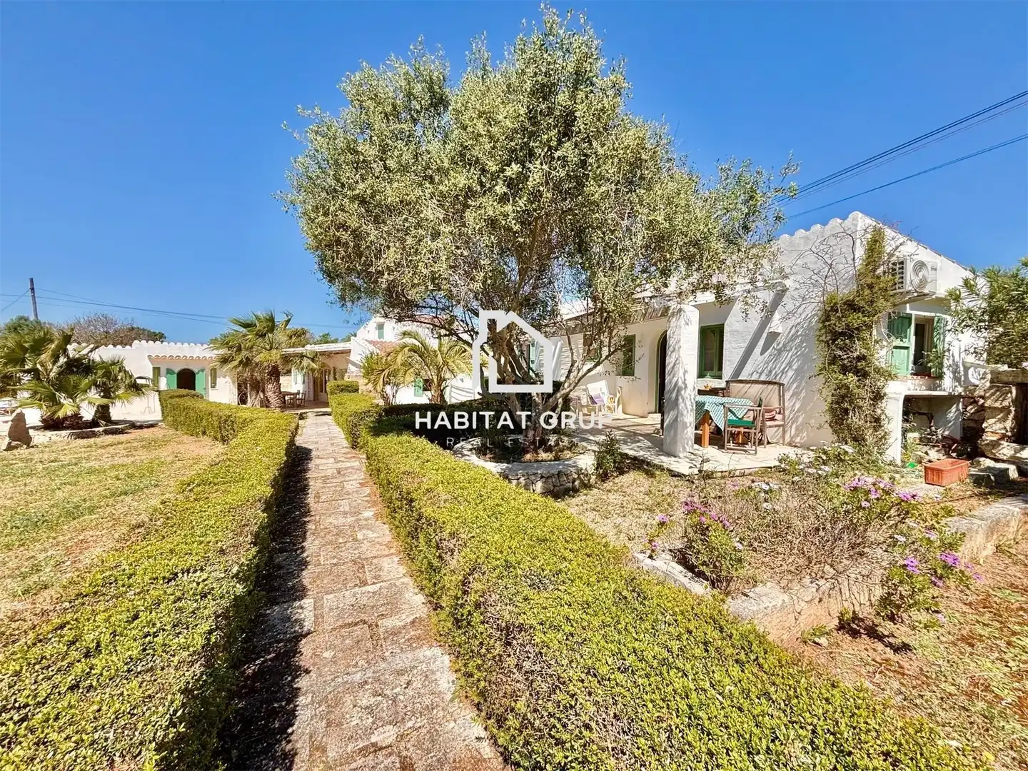 Außenansicht von Haus oder Chalet zum Verkauf in Sant Lluís mit Klimaanlage, Heizung und Privatgarten