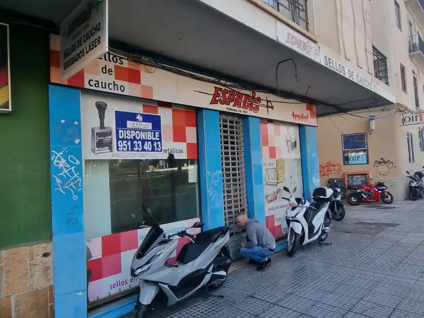 Gewerbefläche zur Miete in Panaderos 26