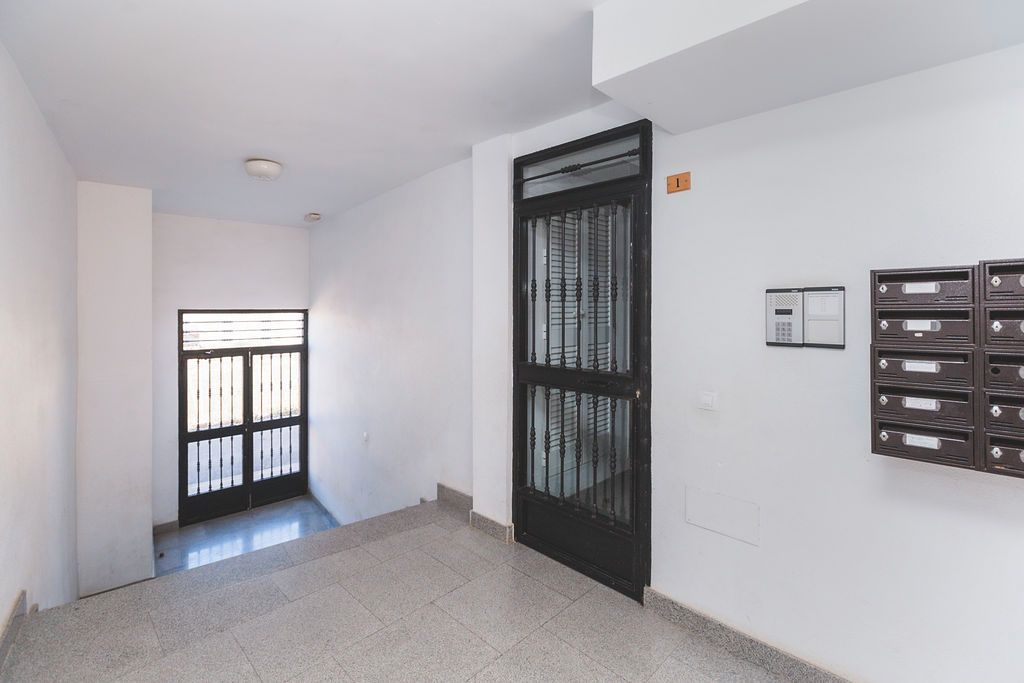 Flat for sale in C/ de Las Tejas, Costacabana - Loma Cabrera