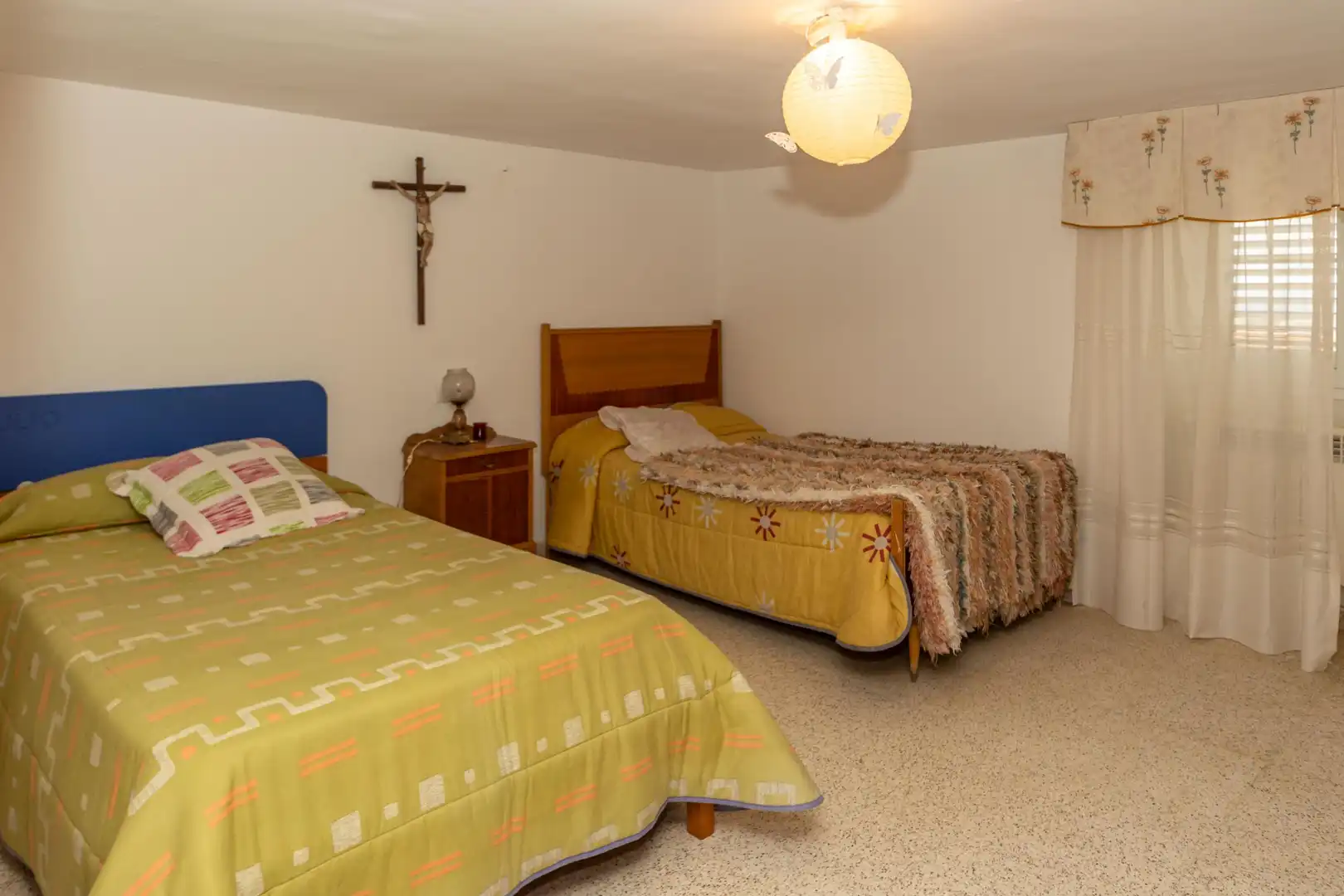 Dormitori de Casa o xalet en venda en Baza amb Jardí privat, Terrassa i Piscina