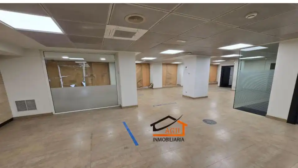 Commercial properties for rent in Leganés  with Air Conditioner, Heating and Alarm