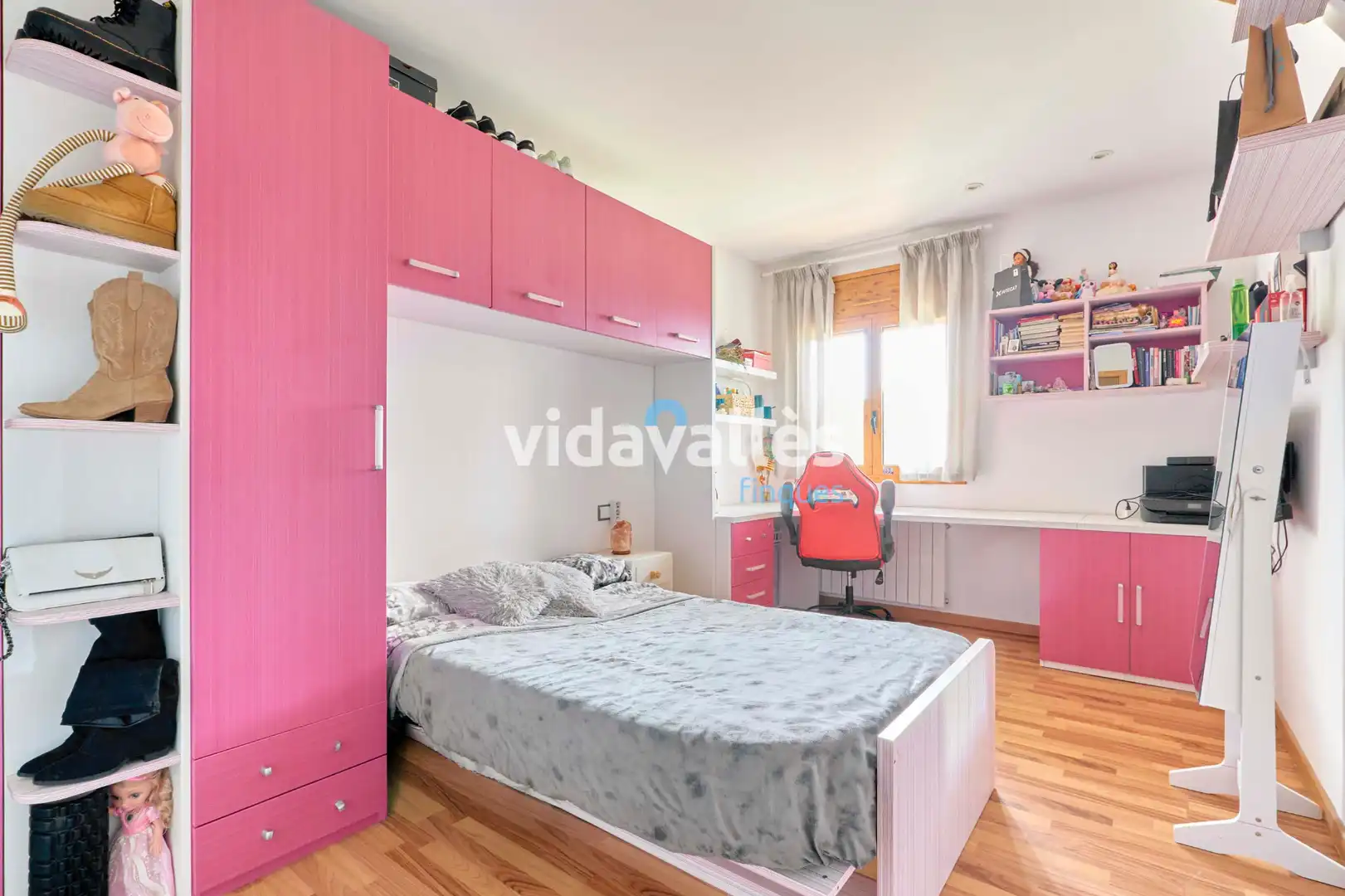 Habitación de Casa o chalet en venta en Sant Celoni con Aire acondicionado, Calefacción y Jardín privado