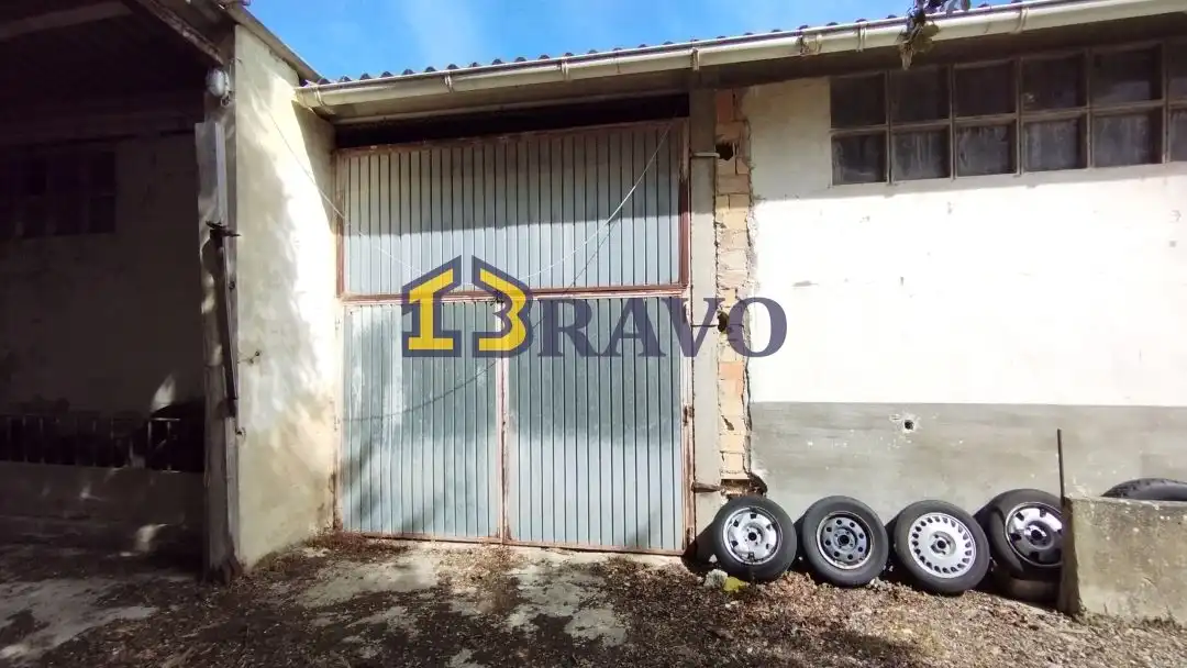 Parking of Industrial buildings for sale in Medina de Pomar