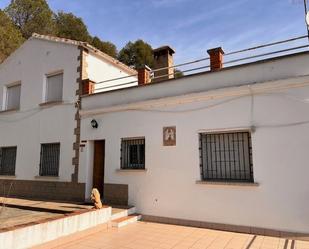 Vista exterior de Casa o xalet en venda en Montcada i Reixac amb Jardí privat, Terrassa i Traster