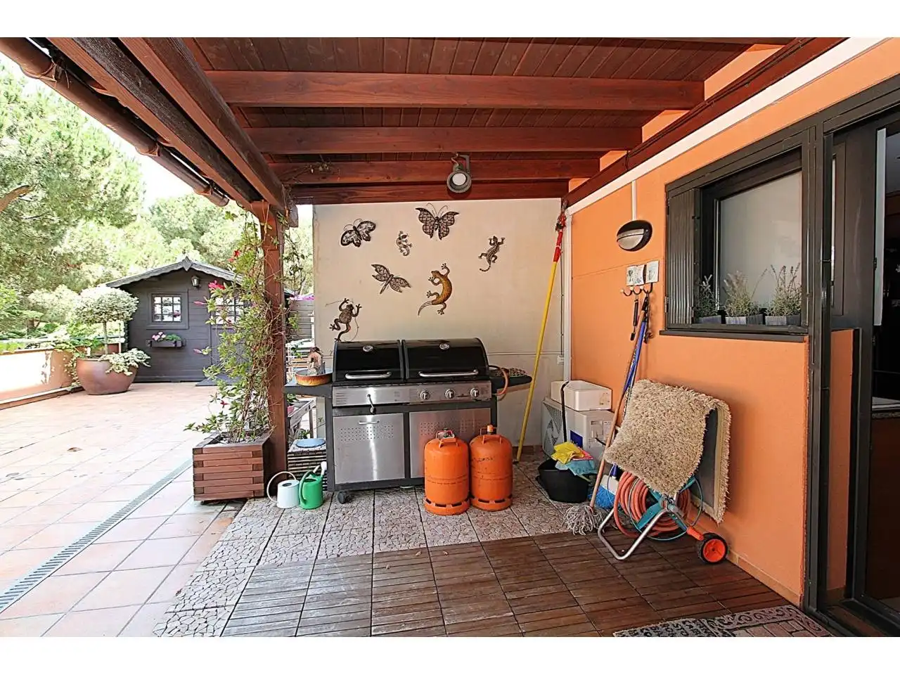 Terrasse von Wohnung zum Verkauf in Lloret de Mar mit Klimaanlage, Heizung und Privatgarten