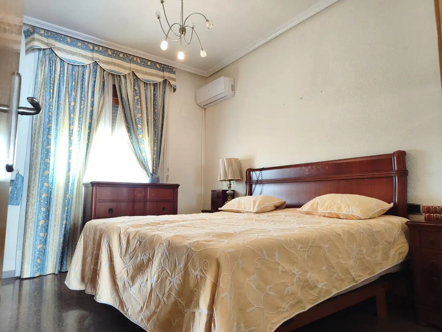 Bedroom of Houses for sale in Molina de Segura