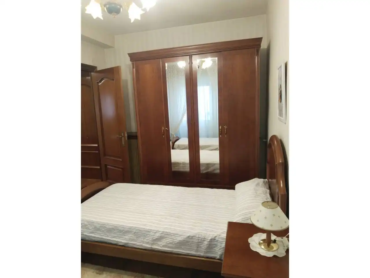 Habitación de Piso de alquiler en Burgos con Calefacción, Parquet y Amueblado