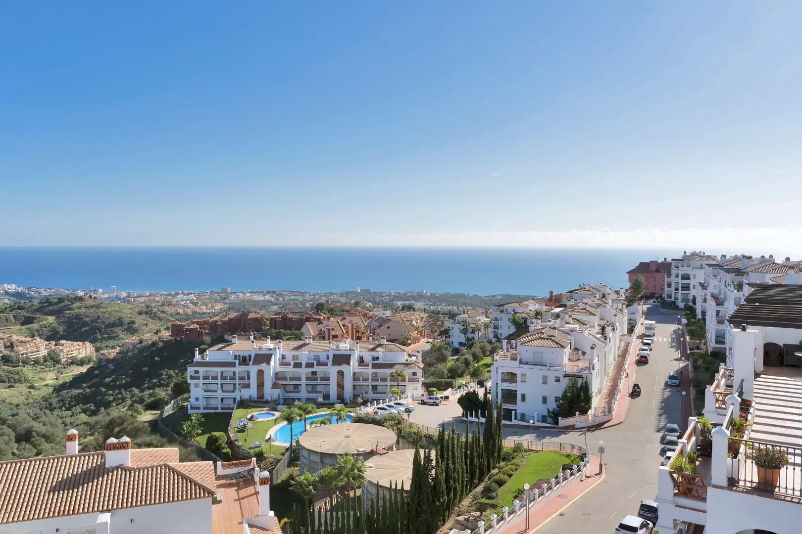 Penthouse with pool for sale in Calahonda, imagen 7