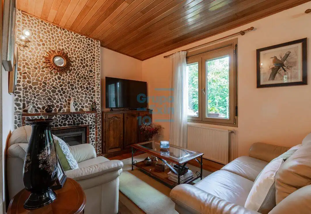 Sala de estar de Casa o chalet en venta en Donostia - San Sebastián  con Calefacción, Jardín privado y Terraza