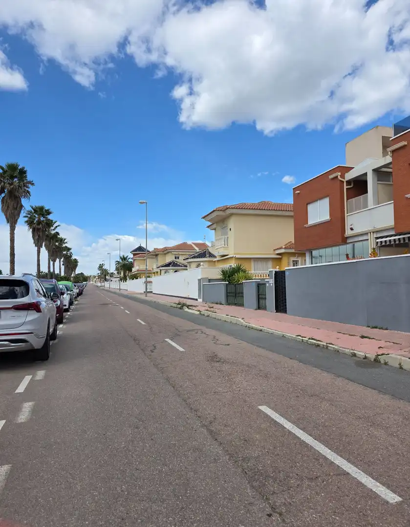 Vista exterior de Casa adosada en venda en Rojales amb Terrassa, Traster i Piscina comunitària