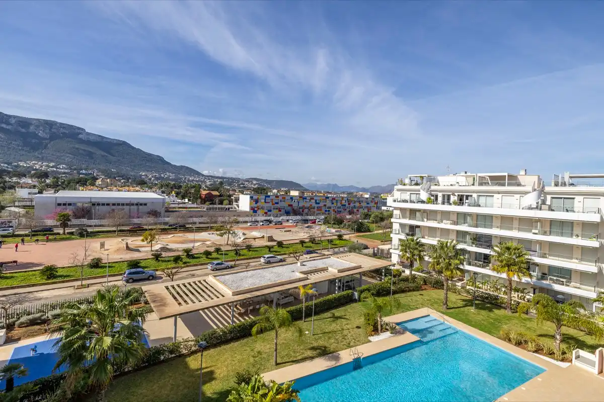 Schwimmbecken von Dachboden zum Verkauf in Dénia mit Klimaanlage, Heizung und Terrasse
