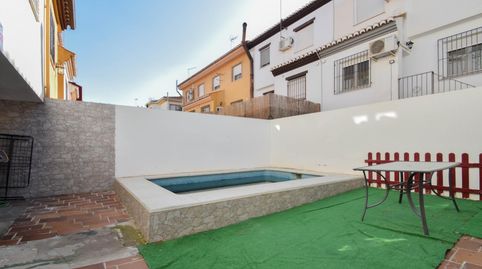 Foto 3 de Casa adosada en venta en Calle Rosalia de Castro, Cúllar Vega, Granada