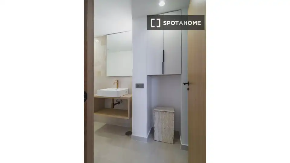 Room in Pilar