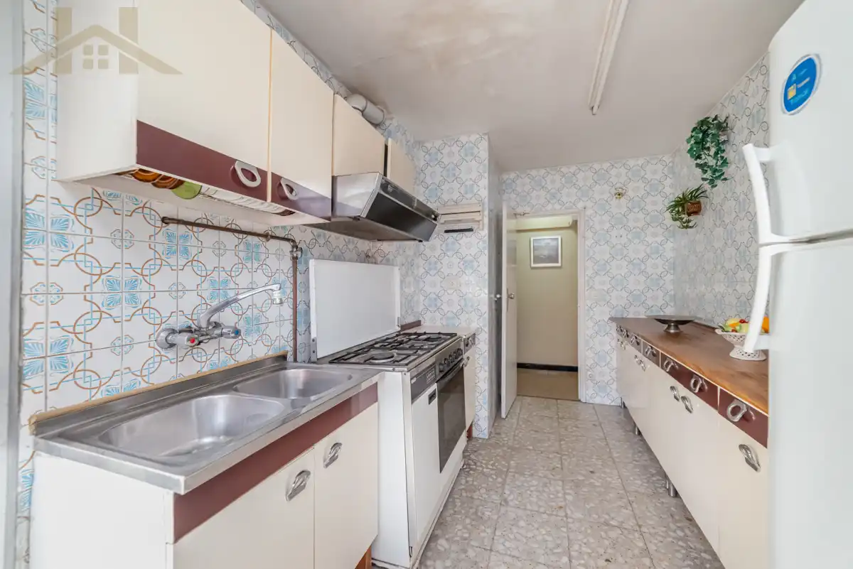 Cocina de Piso en venta en Madrid con Trastero