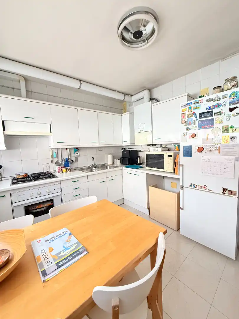 Cocina de Casa adosada en venta en San Sebastián de los Reyes con Aire acondicionado, Calefacción y Jardín privado
