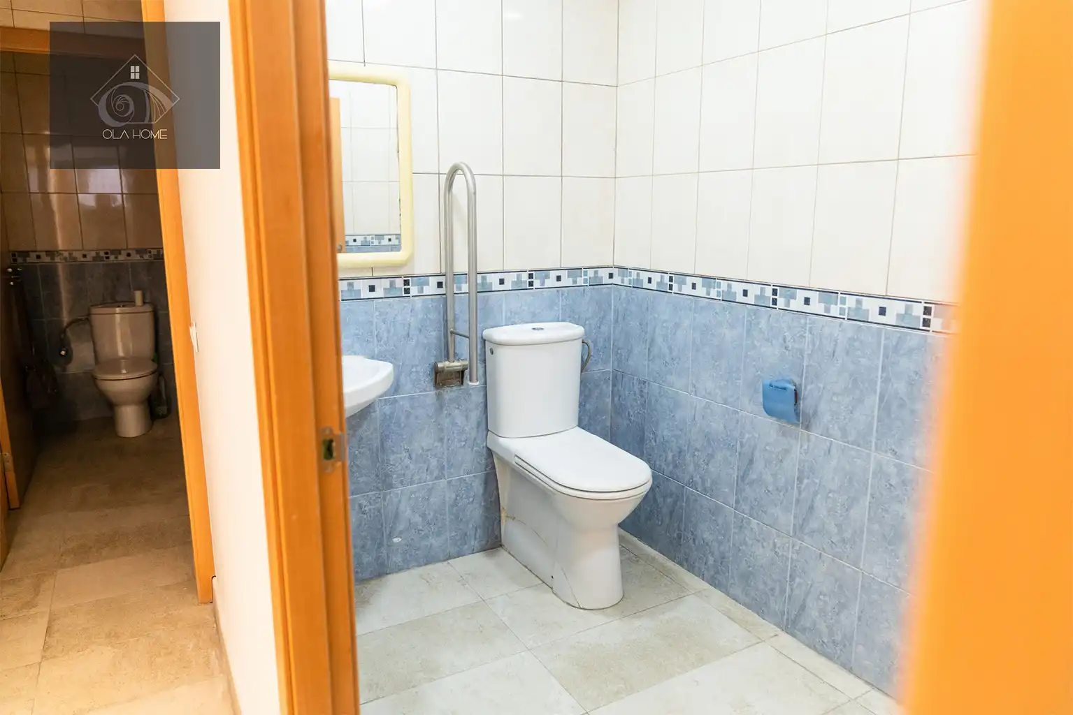 Bany de Oficina en venda en Castelldefels amb Aire condicionat i Alarma