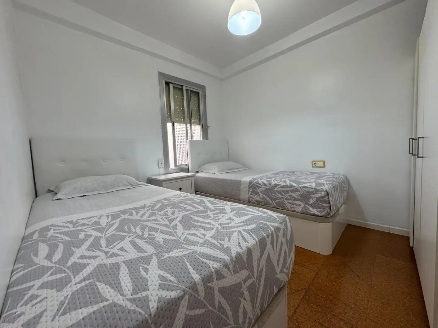 Piso con terraza en venta en Calle MIGUEL HERNANDEZ, imagen 11