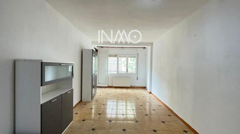 Foto 2 de Piso en venta en Ca n'Alzamora, Rubí