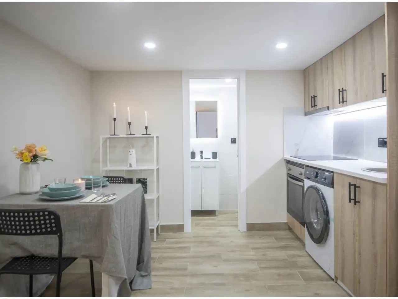Küche von Maisonette zum Verkauf in Barcelona mit Klimaanlage, Heizung und Parkett
