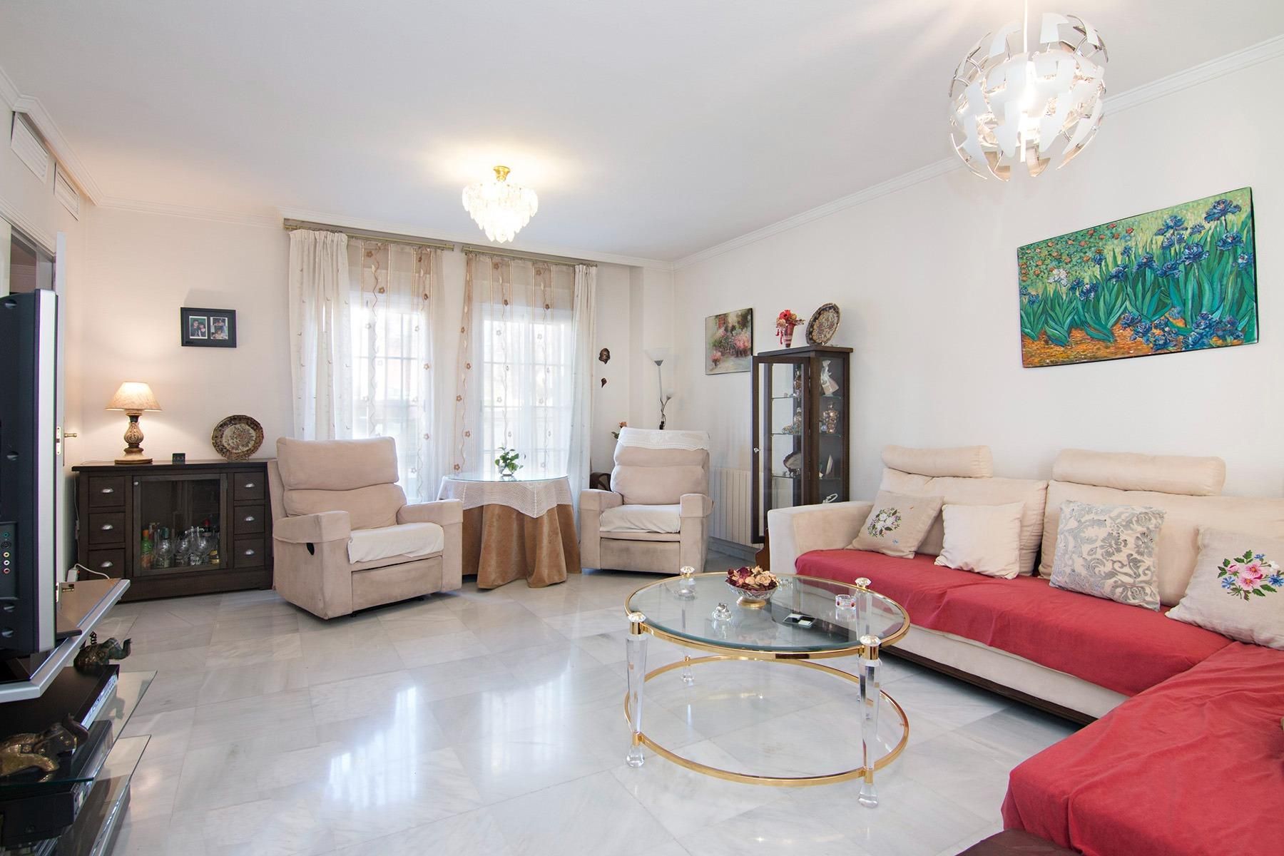 Living room of House or chalet to rent in  Granada Capital  with Heating, Terrace and Storage room