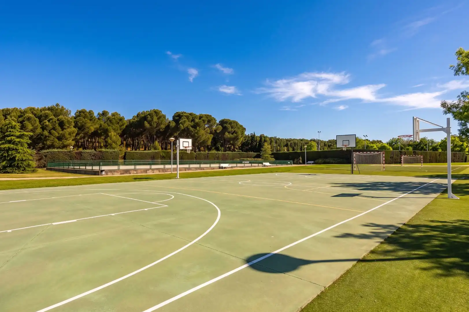 Exterior view of Flat for sale in Madrid  with Air Conditioner, Heating and Terrace